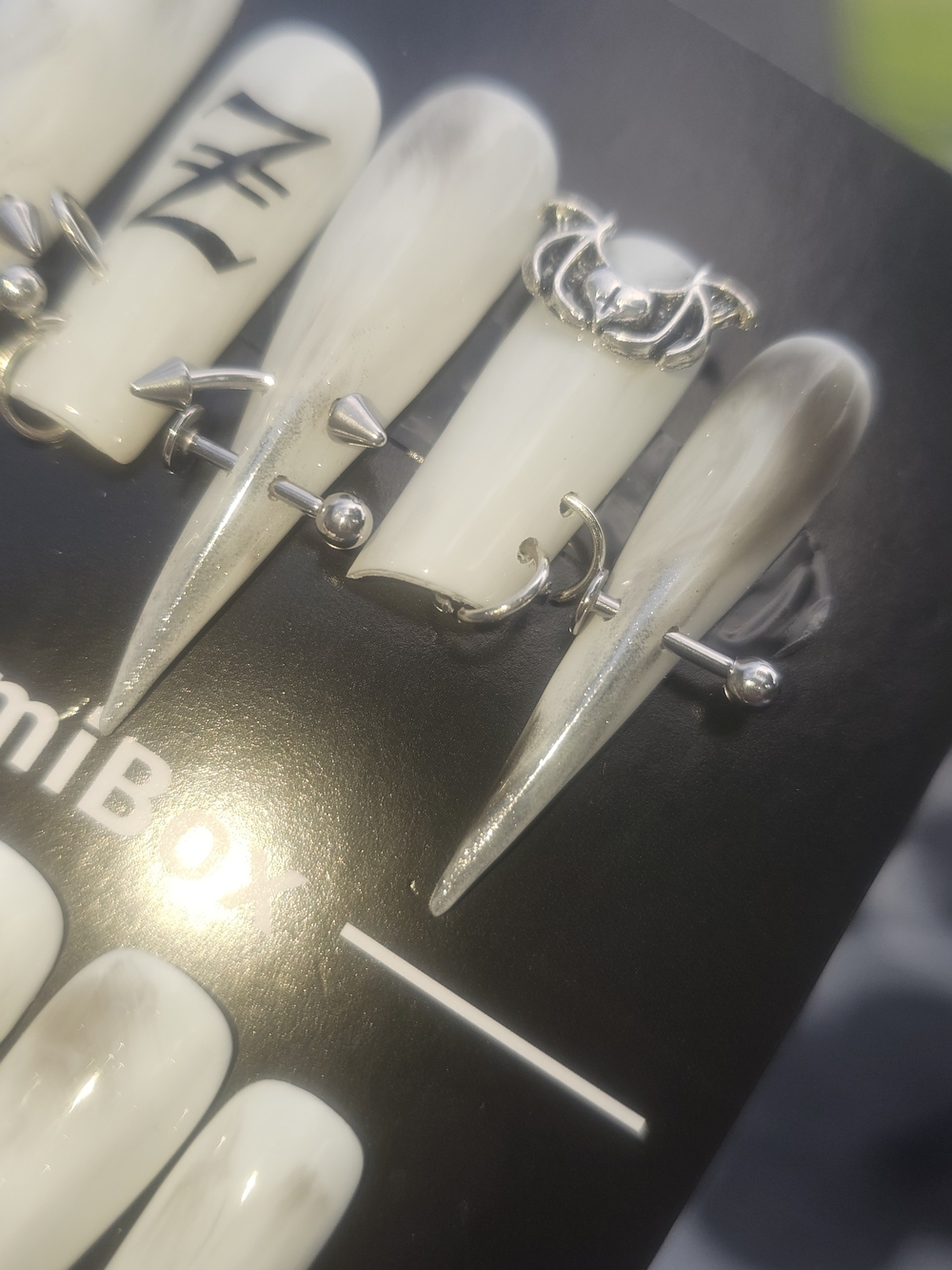 LumiBox 3D Gothic Press On Nails White Marble Pierced Stiletto Alt Grunge Set Nw - Picture 6 of 8